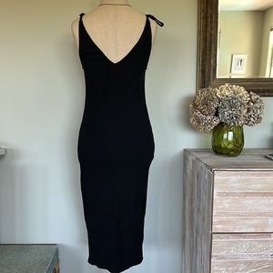 Dee Elly Black ribbed midi button front tie shoulder stretch dress Lg